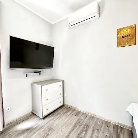 Mia - With Pool Apartman