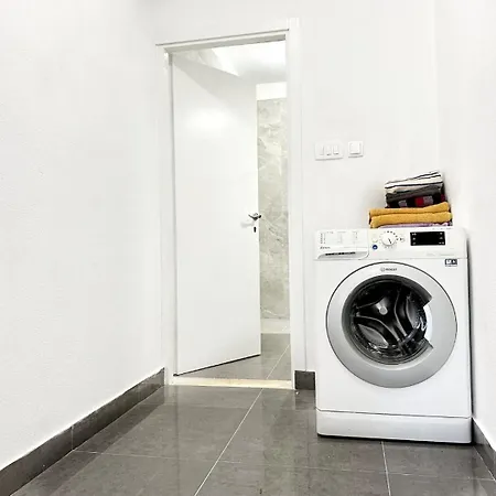 Mia - With Pool Apartman
